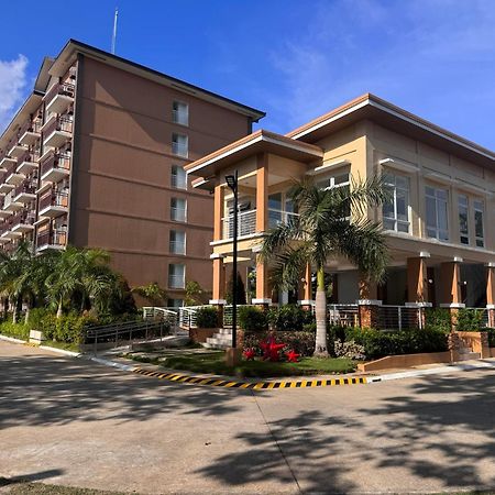 Palawan Modern Living In A Thoughtfully Designed Staycation Near Airport - B1 5Kunzite Puerto Princesa Exteriör bild