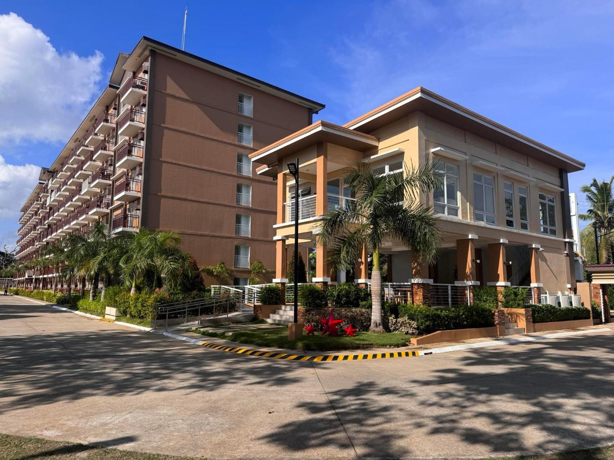 Palawan Modern Living In A Thoughtfully Designed Staycation Near Airport - B1 5Kunzite Puerto Princesa Exteriör bild