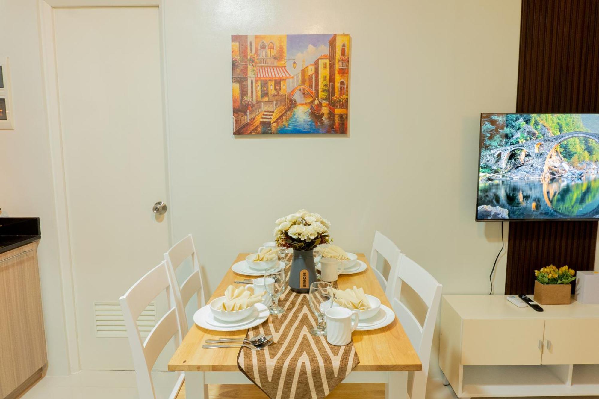 Palawan Modern Living In A Thoughtfully Designed Staycation Near Airport - B1 5Kunzite Puerto Princesa Exteriör bild