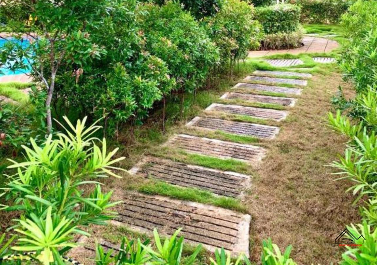 Palawan Modern Living In A Thoughtfully Designed Staycation Near Airport - B1 5Kunzite Puerto Princesa Exteriör bild