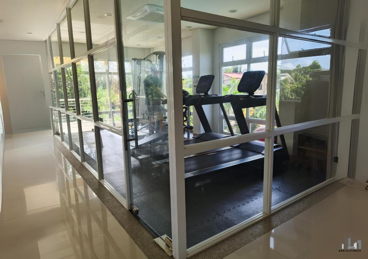 Palawan Modern Living In A Thoughtfully Designed Staycation Near Airport - B1 5Kunzite Puerto Princesa Exteriör bild